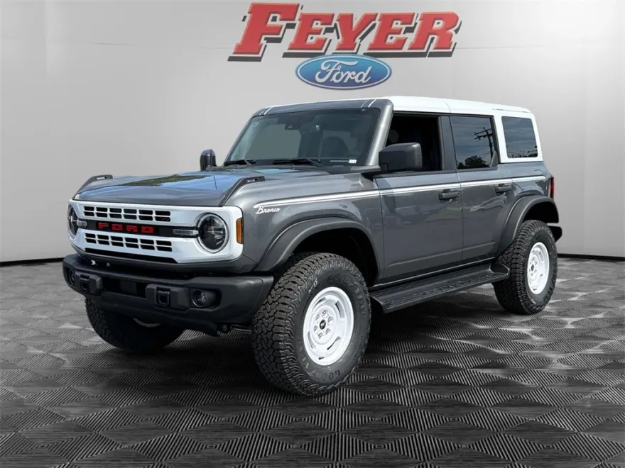 2025 Ford Bronco Heritage First Edition photo 1