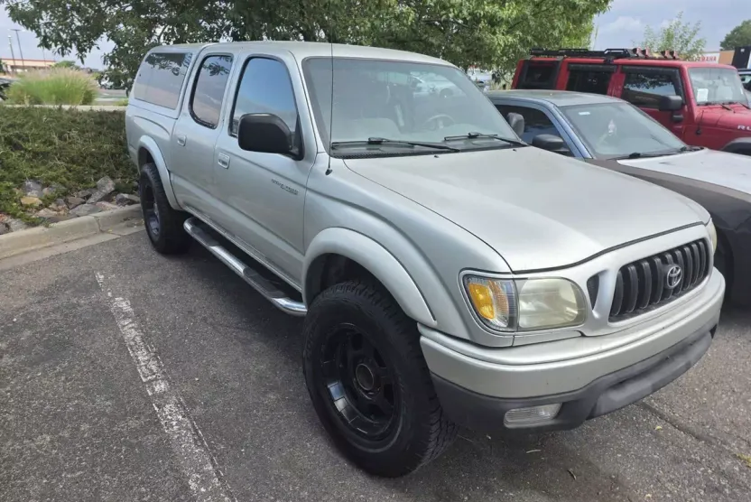 2001 Toyota Tacoma V6 photo 1