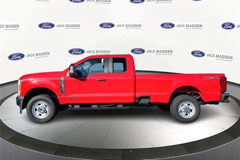 2025 Ford F-350 photo 1