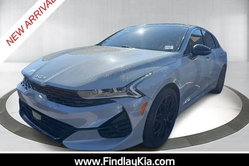 2023 Kia K5 GT-Line photo 1