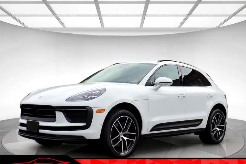 2022 Porsche Macan photo 1