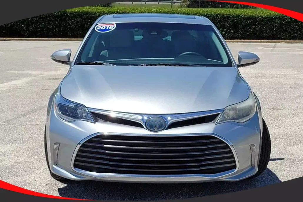 2016 Toyota Avalon Limited Hybrid photo 1