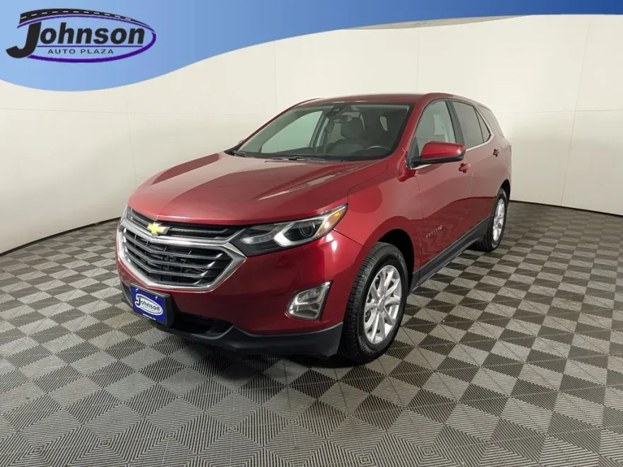 2021 Chevrolet Equinox LT photo 1