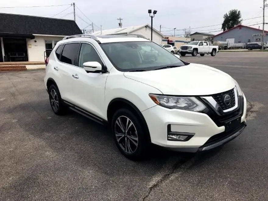 2018 Nissan Rogue SL photo 1