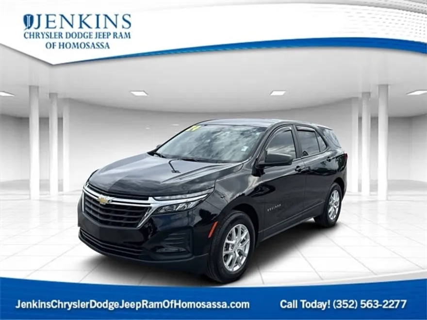 2024 Chevrolet Equinox LS photo 1