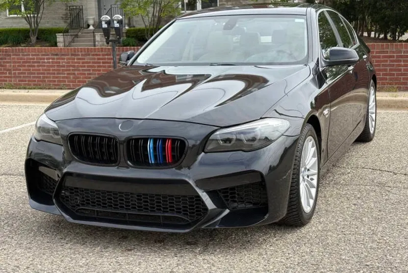 2011 Bmw 535i 5-Series photo 1