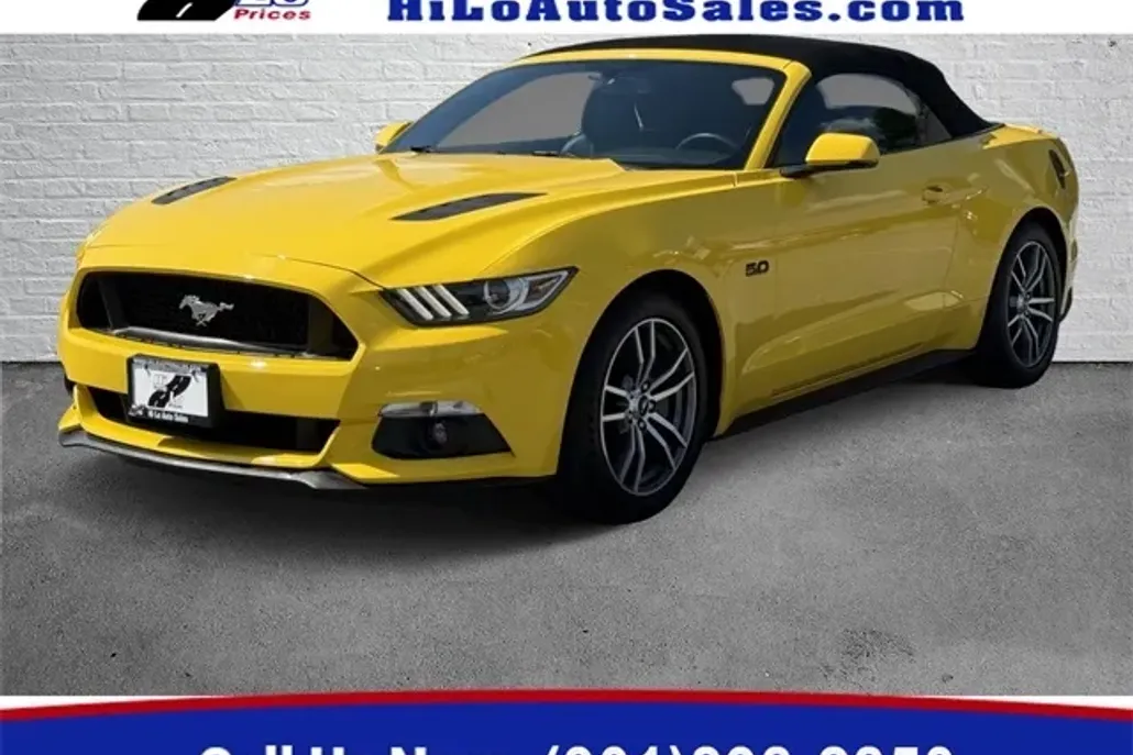 2015 Ford Mustang GT Premium photo 1