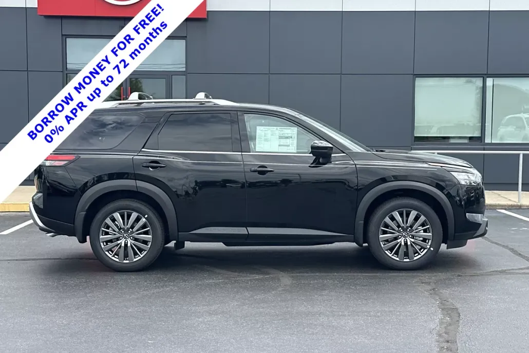 2025 Nissan Pathfinder SL photo 1