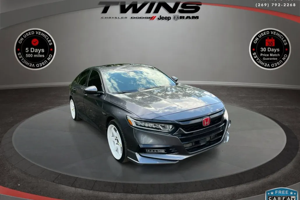 2019 Honda Accord Sport 2.0T photo 1
