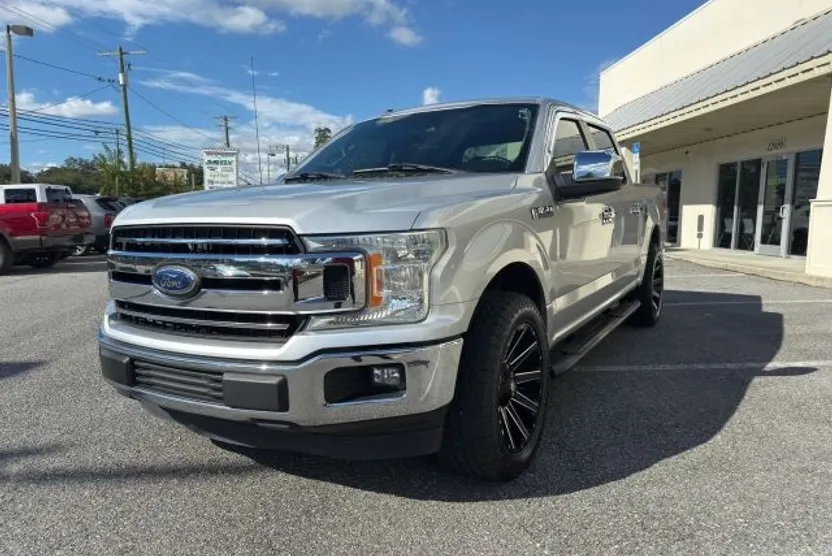 2018 Ford F-150 photo 1