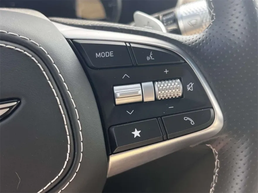 2025 Genesis G70 3.3T Sport Advanced photo 20