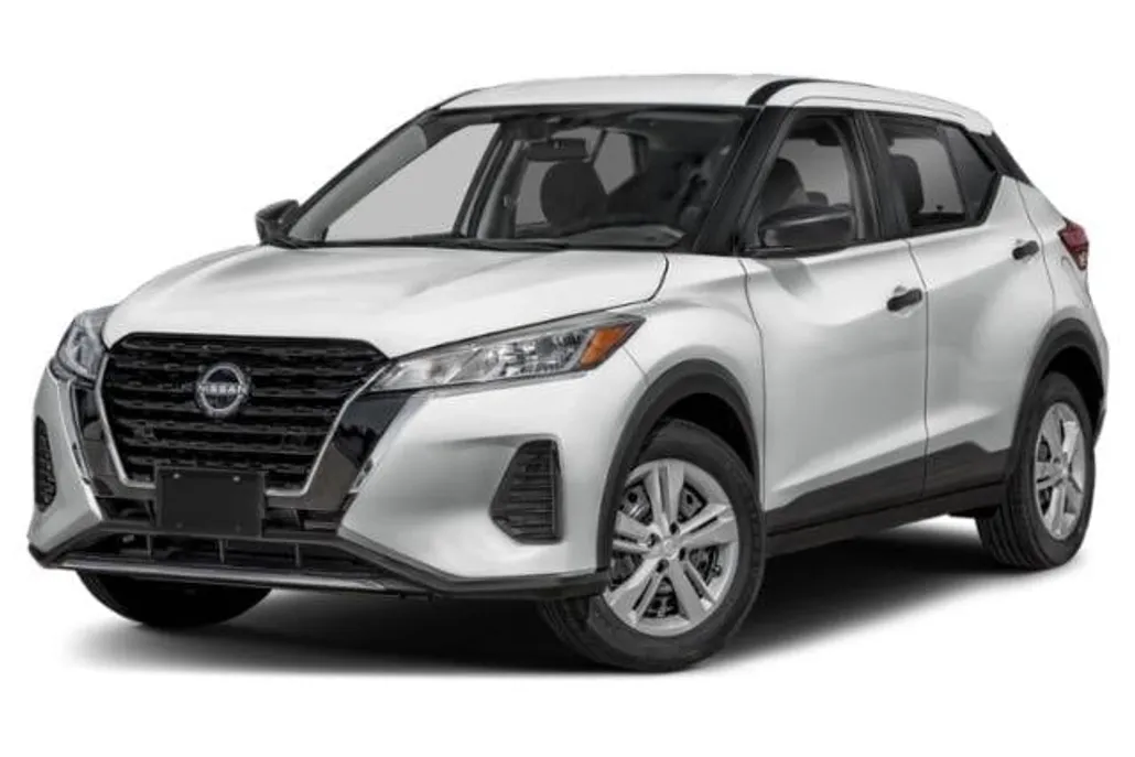 2025 Nissan Kicks Play S photo 1