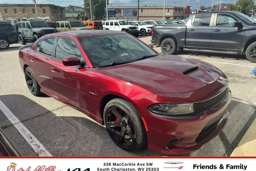 2022 Dodge Charger R/T photo 1