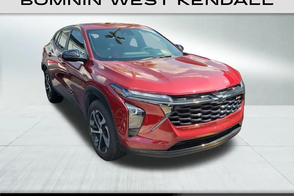 2024 Chevrolet Trax photo 1