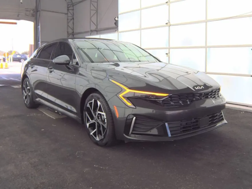 2025 Kia K5 EX photo 1