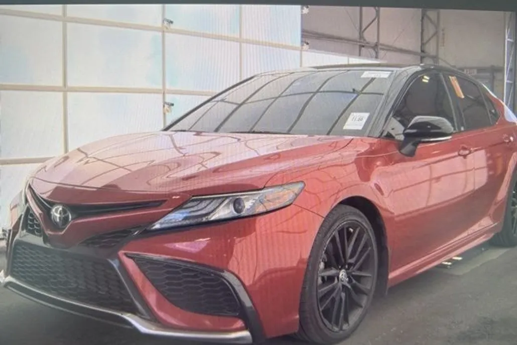 2023 Toyota Camry XSE photo 1