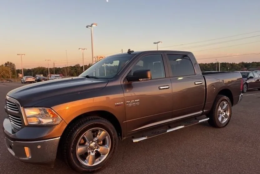 2016 Ram 1500 Big Horn photo 1