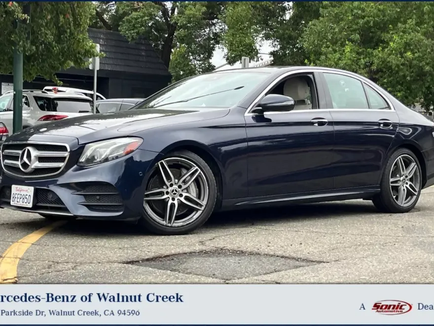 2018 Mercedes Benz E 300 Sedan photo 1