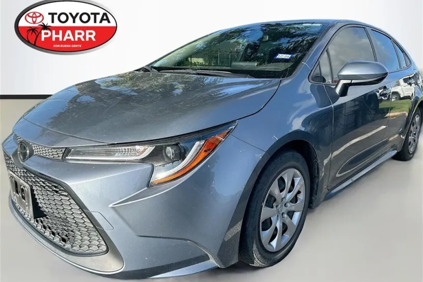 2022 Toyota Corolla LE photo 1