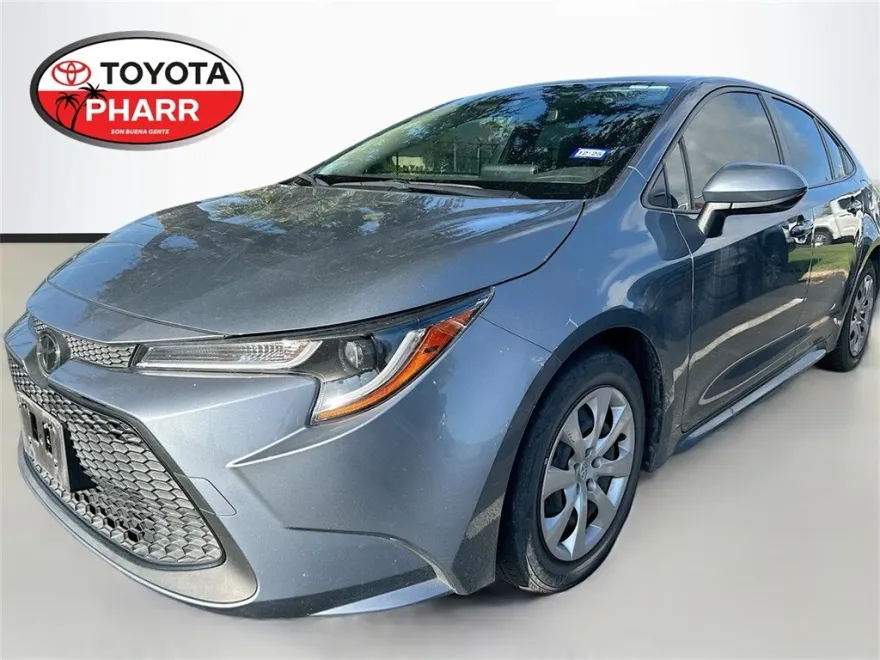 2022 Toyota Corolla LE photo 1