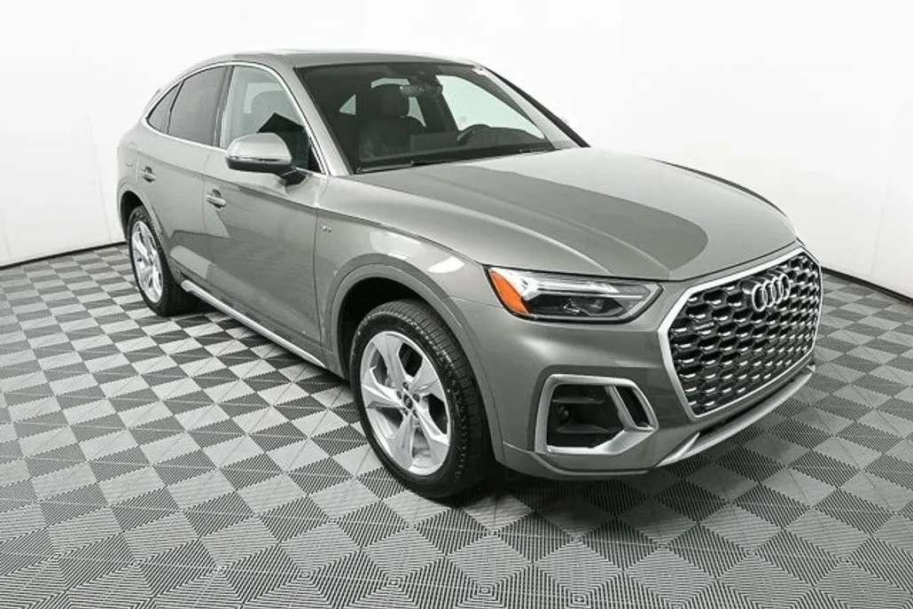 2025 Audi Q5 Sportback 45 S line Premium Plus photo 1