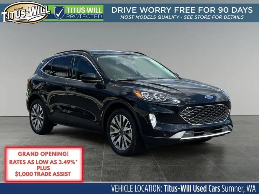 2022 Ford Escape Titanium photo 1