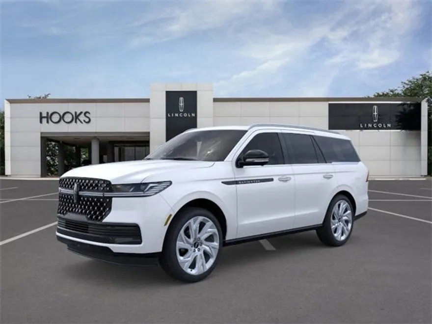 2025 Lincoln Navigator Black Label photo 1