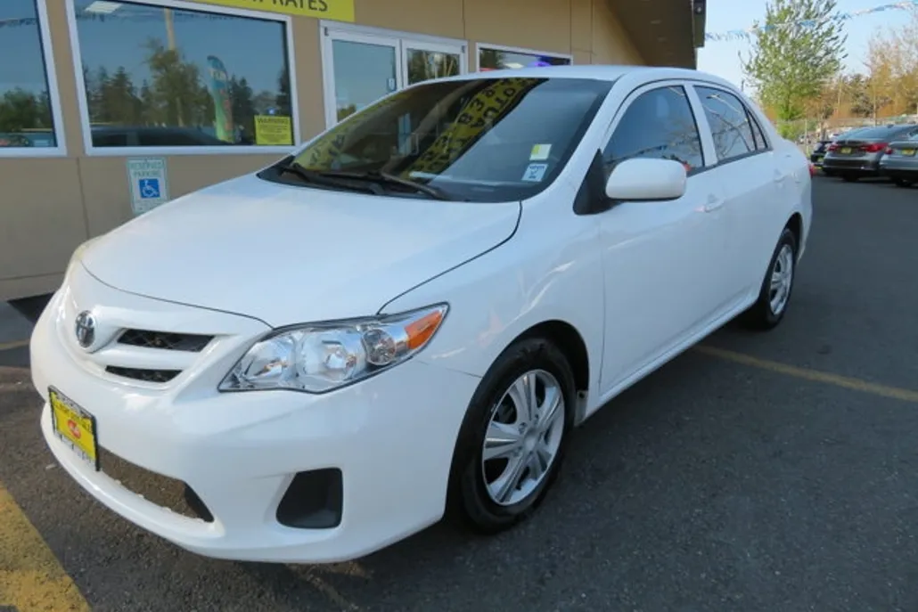 2012 Toyota Corolla L photo 1