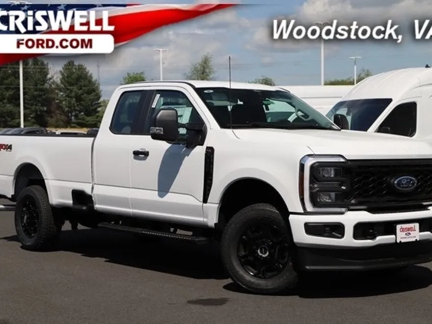 2025 Ford F-350 XL photo 1