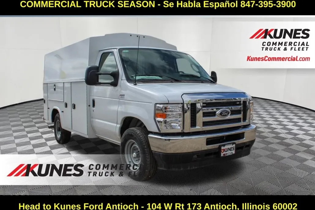 2025 Ford E-350 Base photo 1