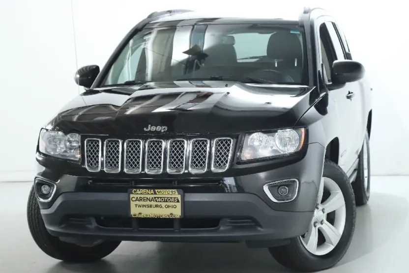2015 Jeep Compass Latitude photo 1