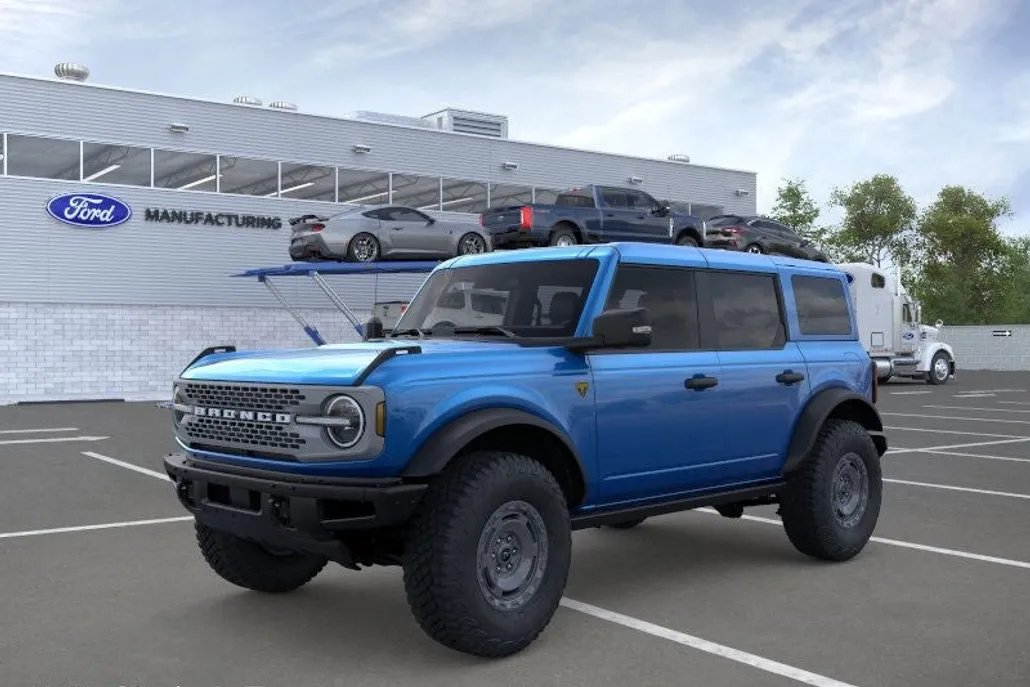 2025 Ford Bronco Badlands photo 1