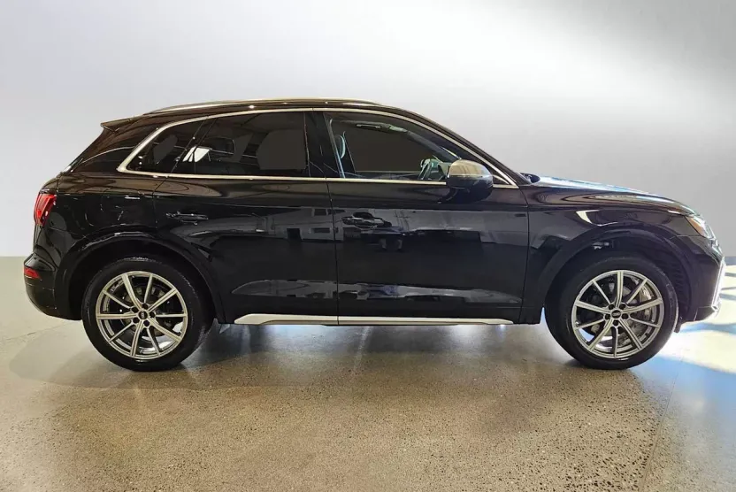 2022 Audi SQ5 Premium photo 1