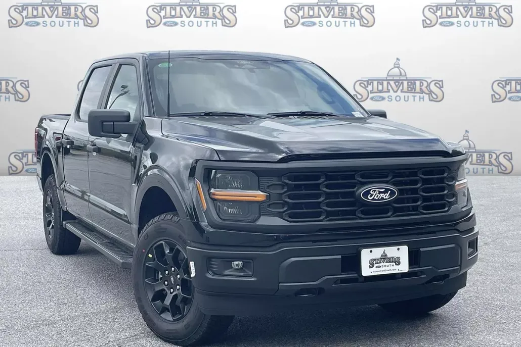 2025 Ford F-150 STX photo 1