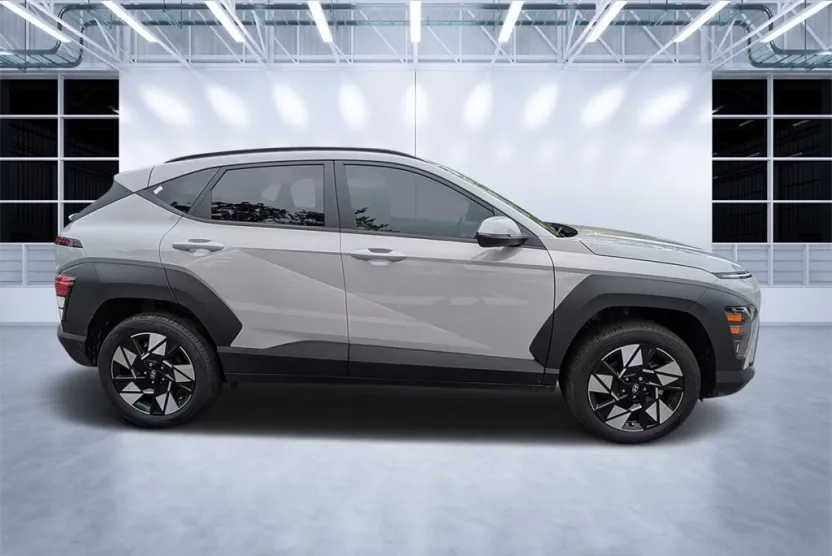 2024 Hyundai Kona SEL photo 1