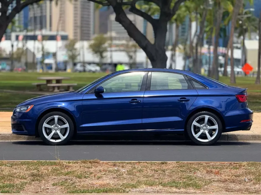 2015 Audi A3 Premium photo 1
