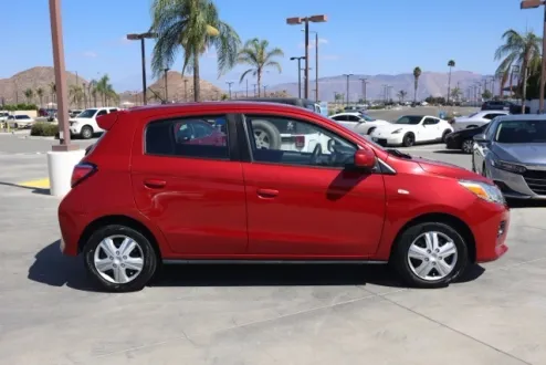 2021 Mitsubishi Mirage ES photo 2