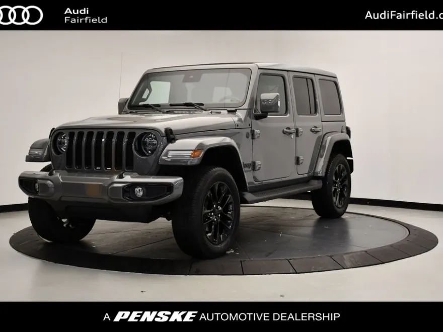2022 Jeep Wrangler Unlimited Sahara photo 1