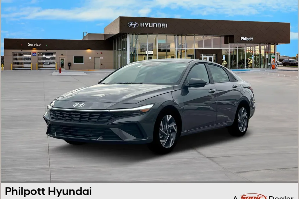 2025 Hyundai Elantra SEL Sport photo 1