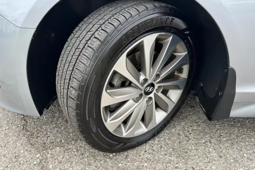 2015 Hyundai Sonata Sport photo 1