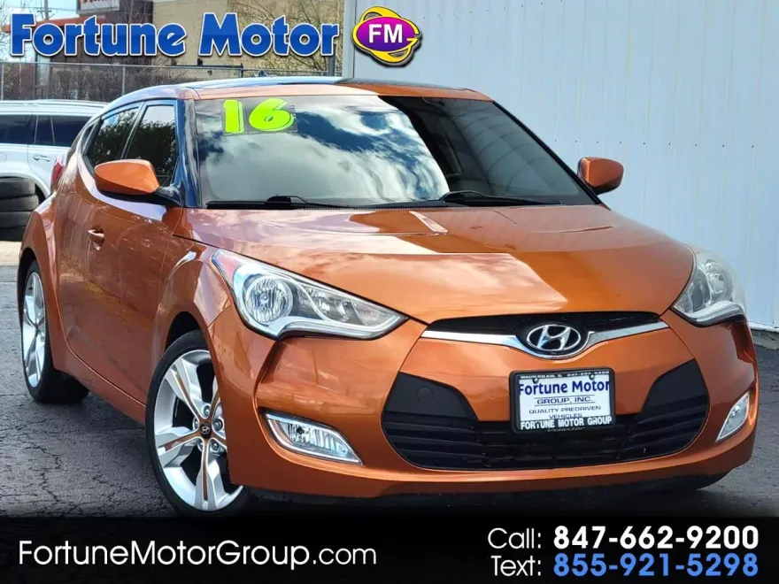 2016 Hyundai Veloster photo 1