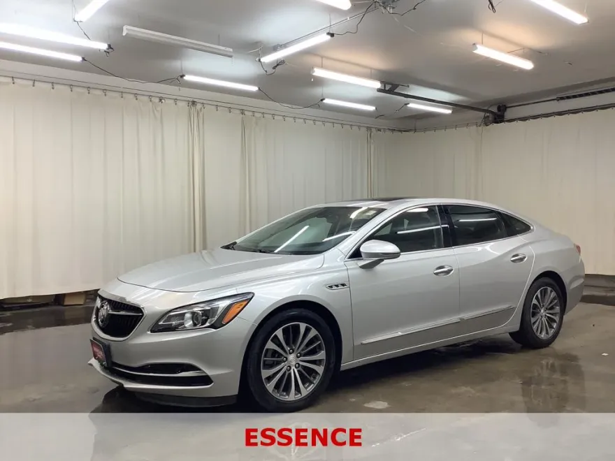 2018 Buick LaCrosse Essence photo 1