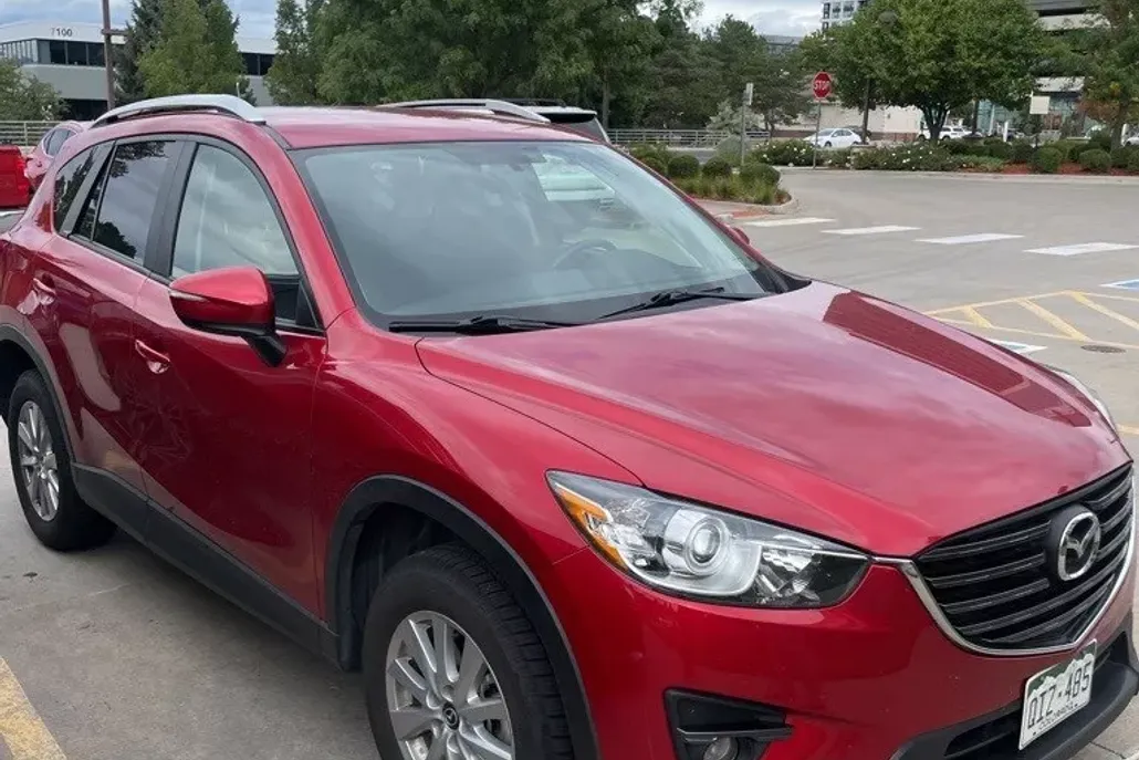 2016 Mazda CX-5 Touring photo 1