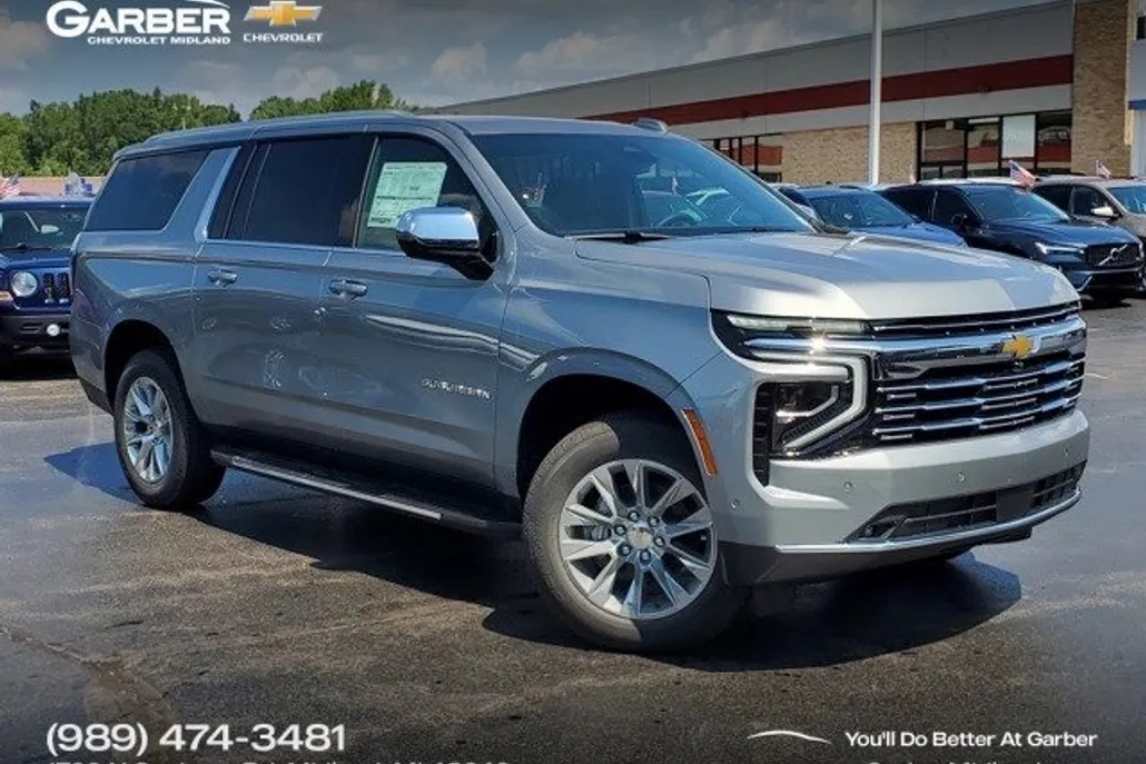 2025 Chevrolet Suburban Premier photo 1