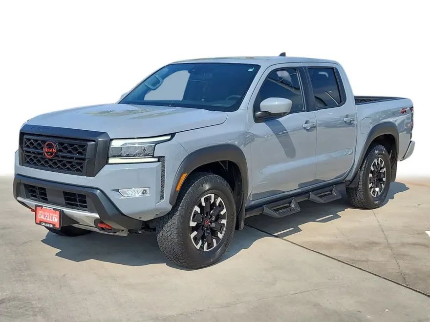 2023 Nissan Frontier PRO-4X photo 1