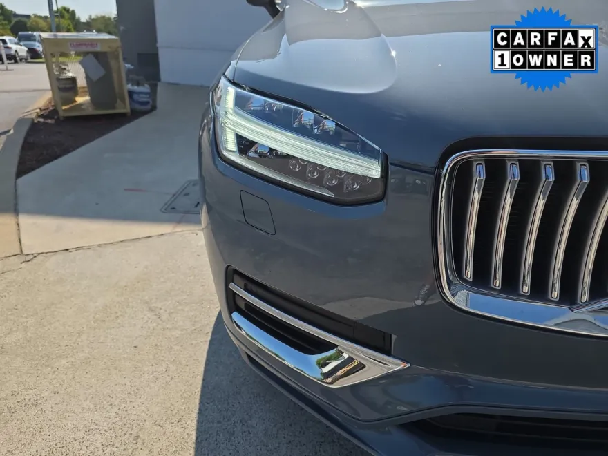 2023 Volvo XC90 Ultimate photo 1