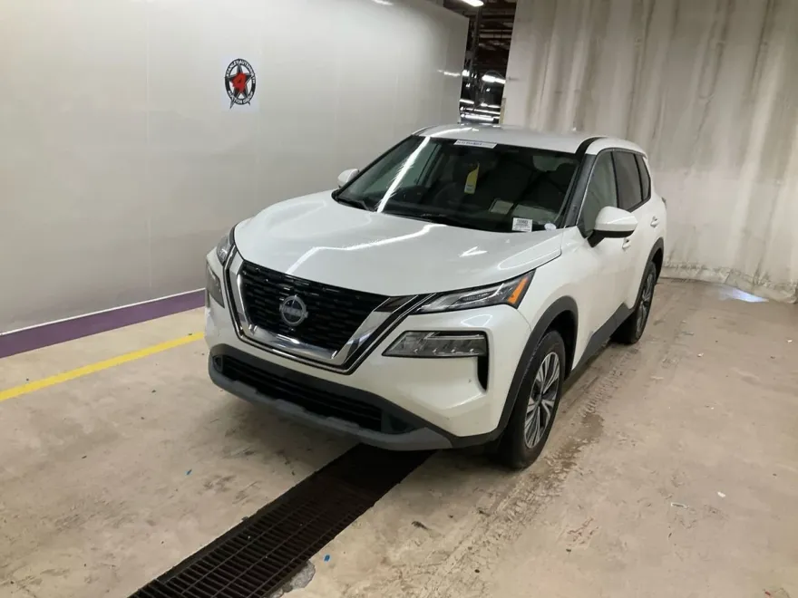 2023 Nissan Rogue SV photo 1