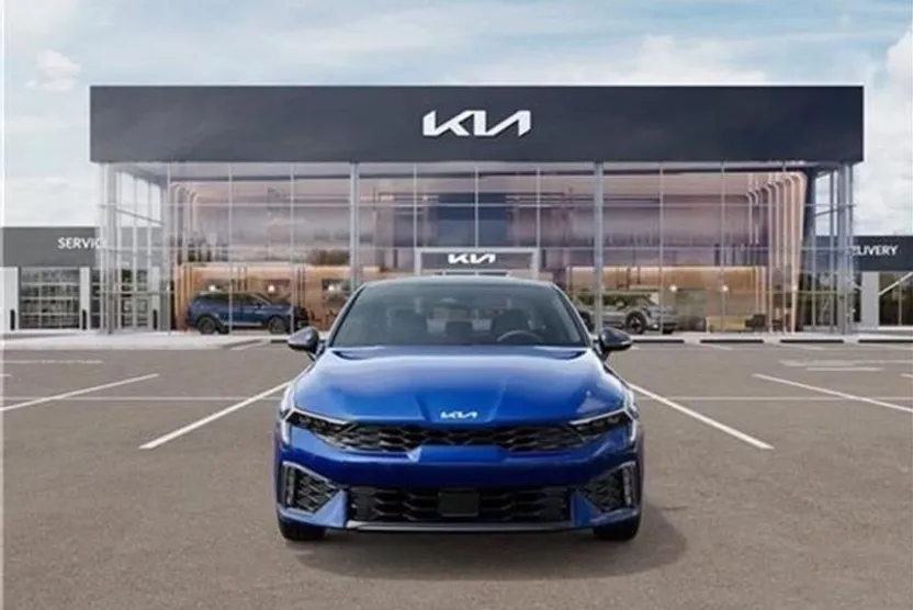 2026 Kia K5 GT-Line photo 1