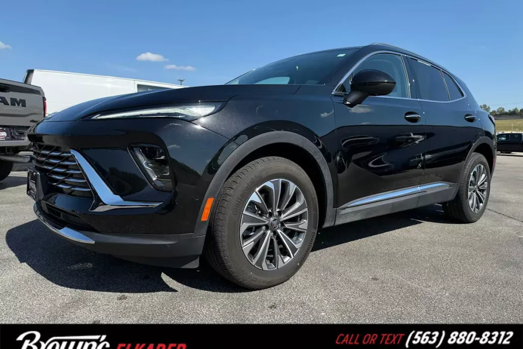 2025 Buick Envision Preferred photo 1