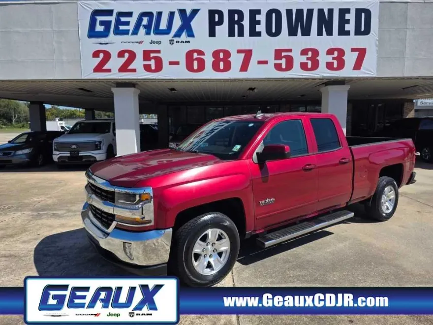 2018 Chevrolet Silverado 1500 LT photo 1
